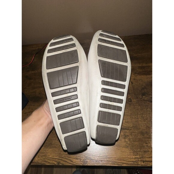 Women’s Louis Vuitton Leather Driving Flats Size 35.5 Size 5 Gold Loafer White - Picture 7 of 8